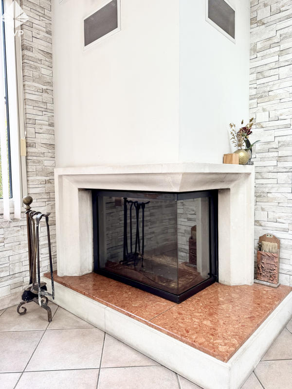 Maison - 98 m² - 4 pièces