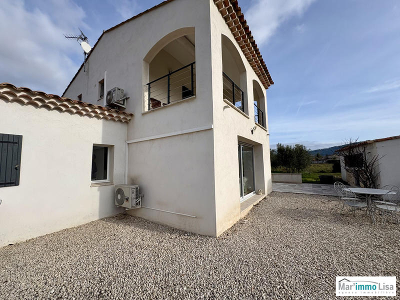 Maison - 115 m² - 4 pièces