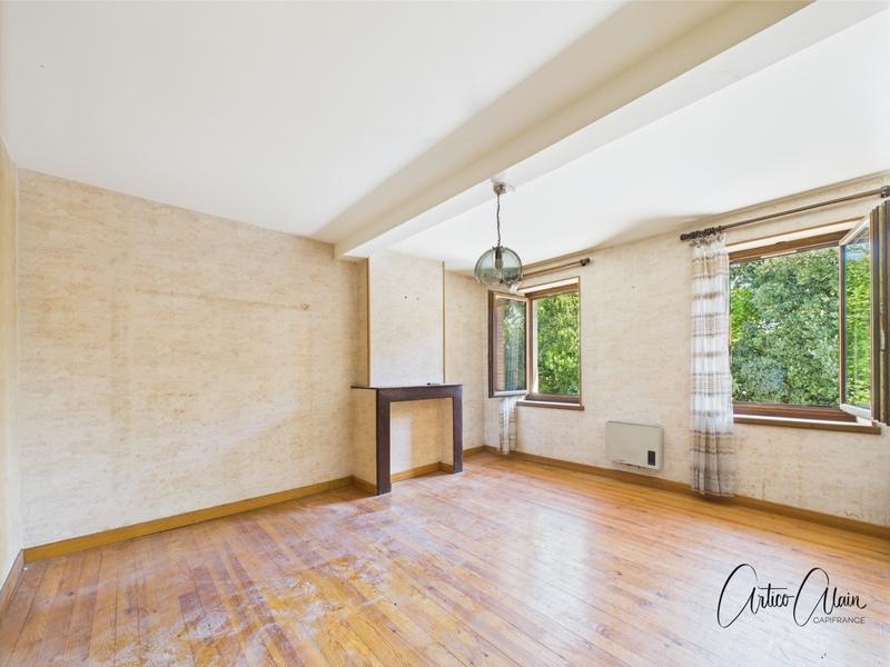 Maison - 96 m² - 3 pièces