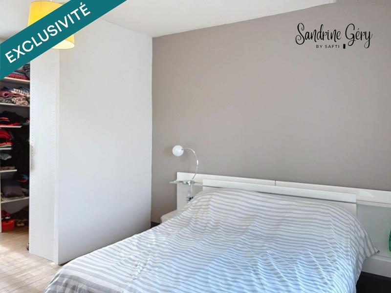 Maison - 180 m² - 7 pièces