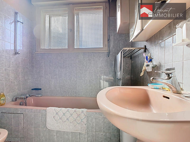 Maison - 94 m² - 5 pièces