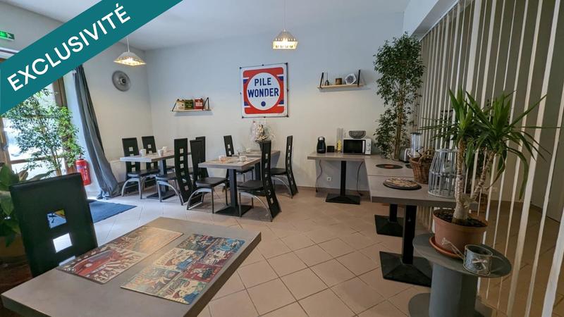 Local commercial - 1 005 m² - 35 pièces