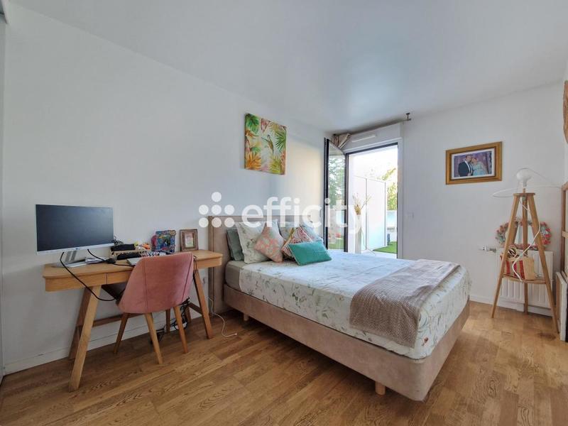 Appartement - 90 m² - 4 pièces