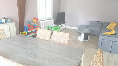 Maison - 102 m² - 6 pièces