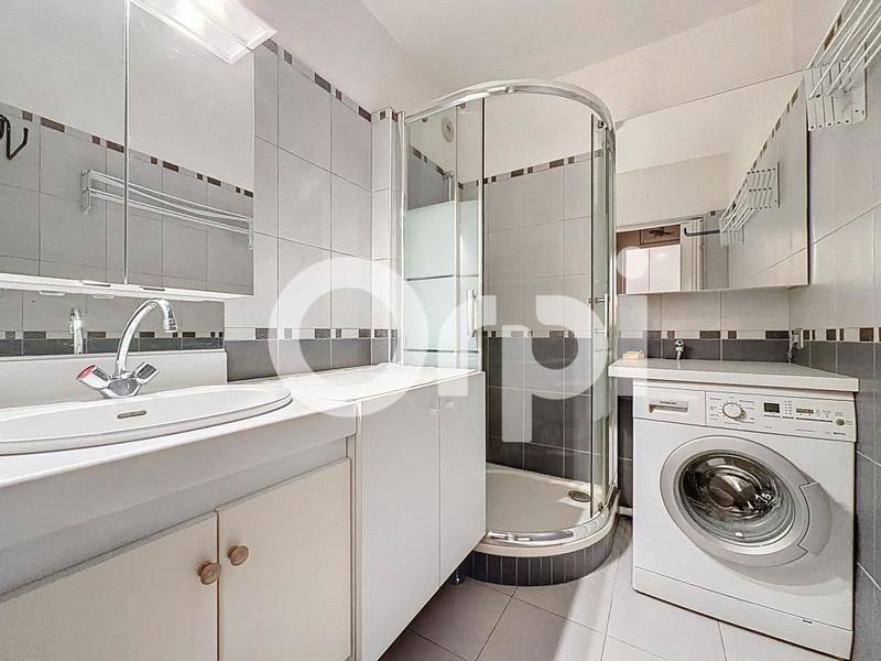 Appartement - 99 m² - 5 pièces