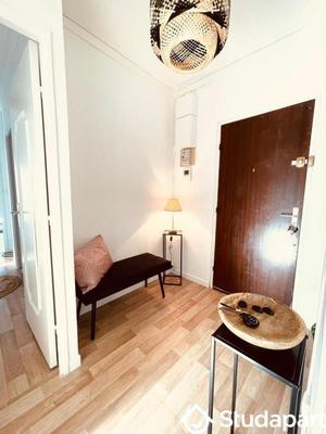 Chambre - 12 m² - 1 pièce
