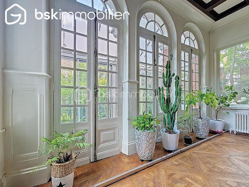 Maison de maîtres - 305 m² - 10 pièces