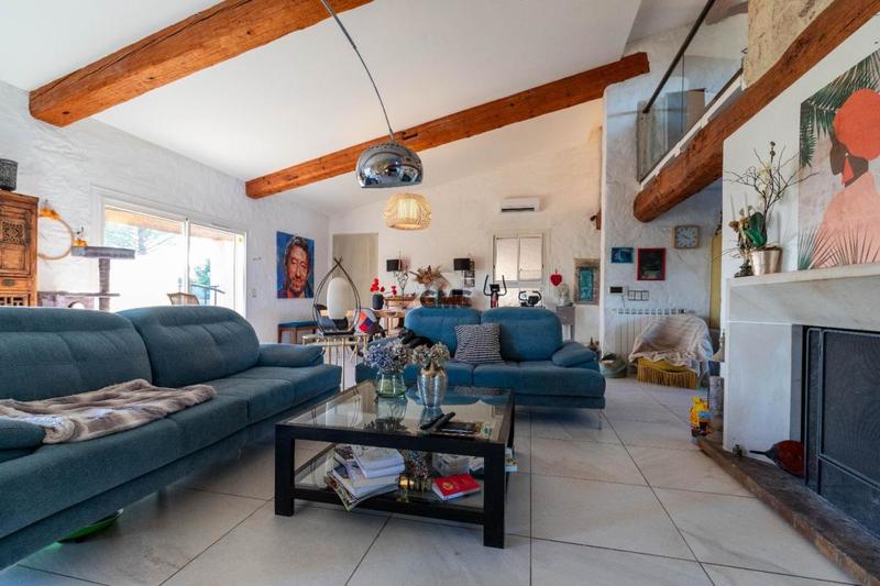 Demeure - 292 m² - 5 pièces