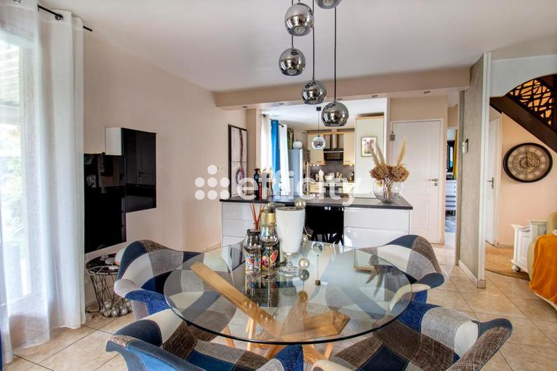 Maison - 116 m² - 5 pièces