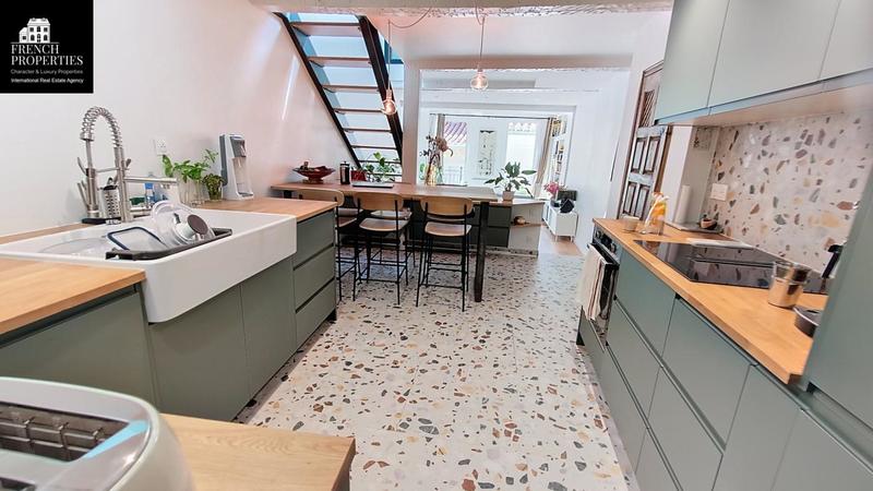 Appartement - 96 m² - 4 pièces