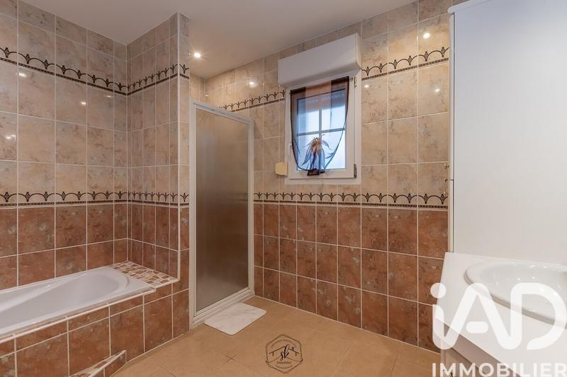 Maison - 107 m² - 5 pièces