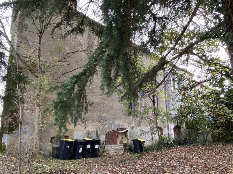 Maison traditionnelle - 217 m² - 14 pièces