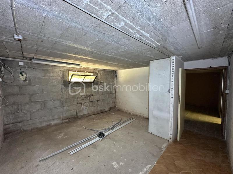 Maison - 207 m² - 7 pièces