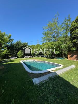 Maison - 107 m² - 5 pièces