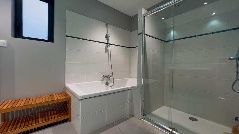 Maison - 176 m² - 6 pièces