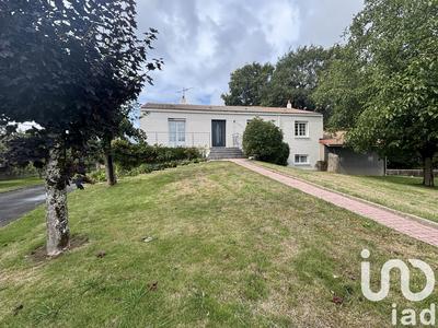 Maison - 141 m² - 5 pièces