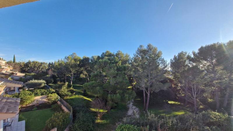 Appartement - 84 m² - 3 pièces