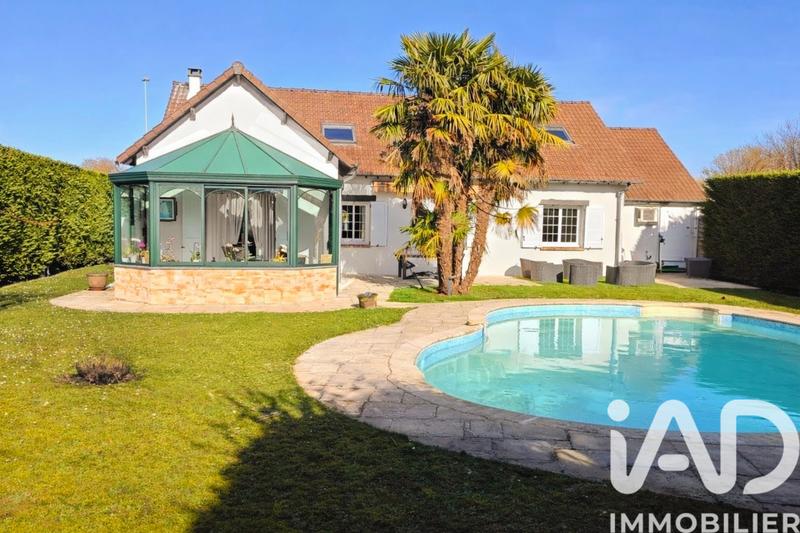 Maison - 191 m² - 8 pièces