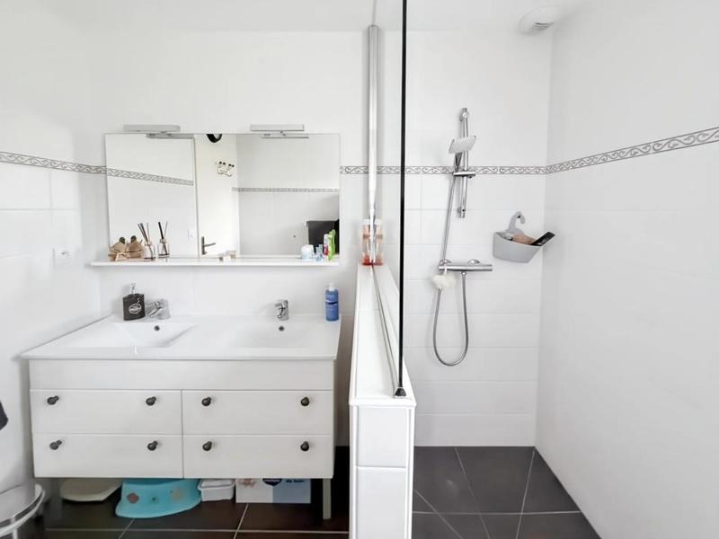 Maison - 123 m² - 6 pièces