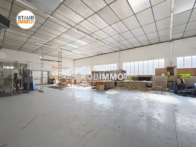 Local d'activités - 220 m²