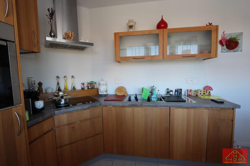 Maison - 93 m² - 4 pièces