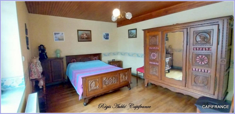 Maison en pierre - 136 m² - 6 pièces