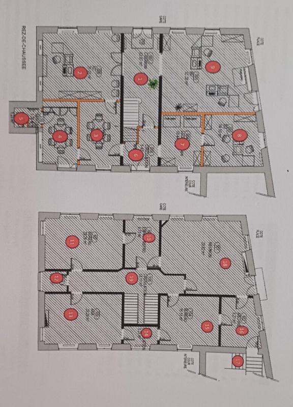 Maison - 270 m² - 10 pièces