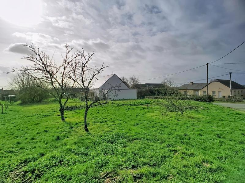 Terrain constructible - 824 m²