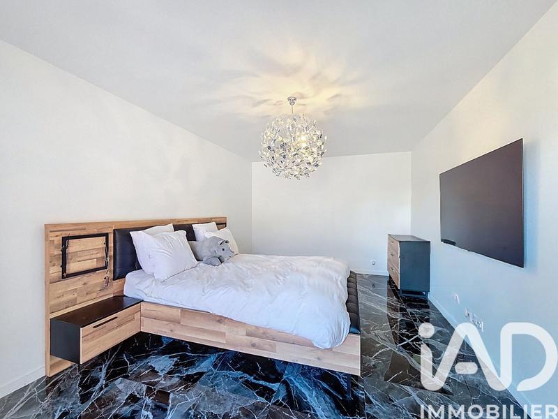 Maison - 172 m² - 6 pièces