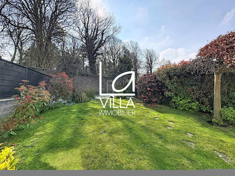 Maison traditionnelle - 117 m² - 5 pièces