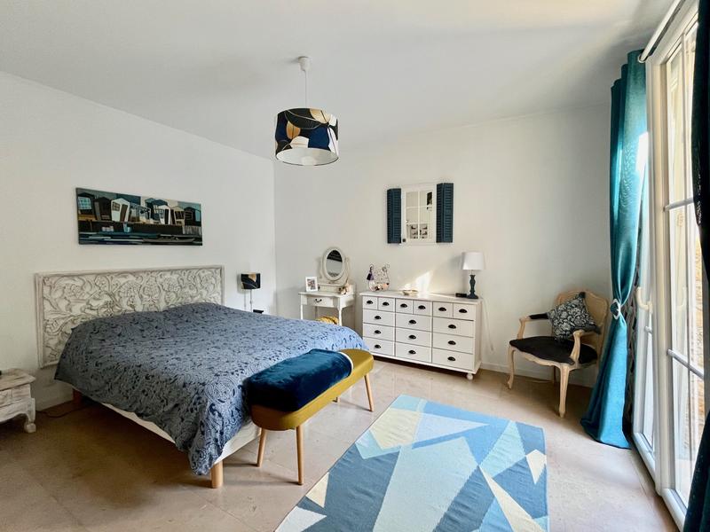 Maison traditionnelle - 158 m² - 6 pièces