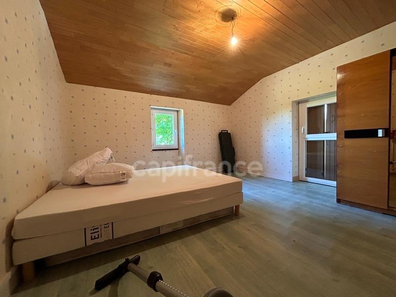 Maison - 182 m² - 7 pièces