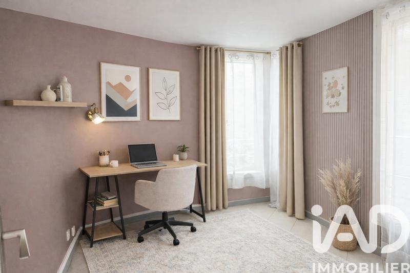 Appartement - 93 m² - 5 pièces