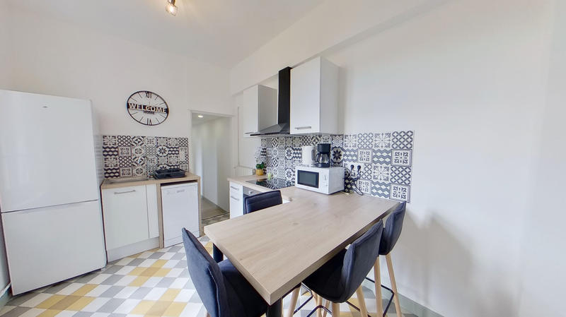 Appartement - 103 m² - 5 pièces