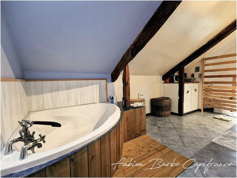 Longère - 199 m² - 8 pièces