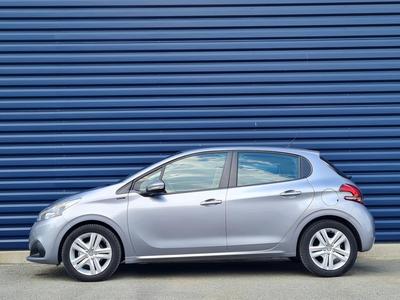 Peugeot 208 Puretech 82 Ch Signature