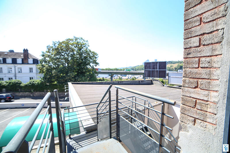 Appartement - 94 m² - 4 pièces