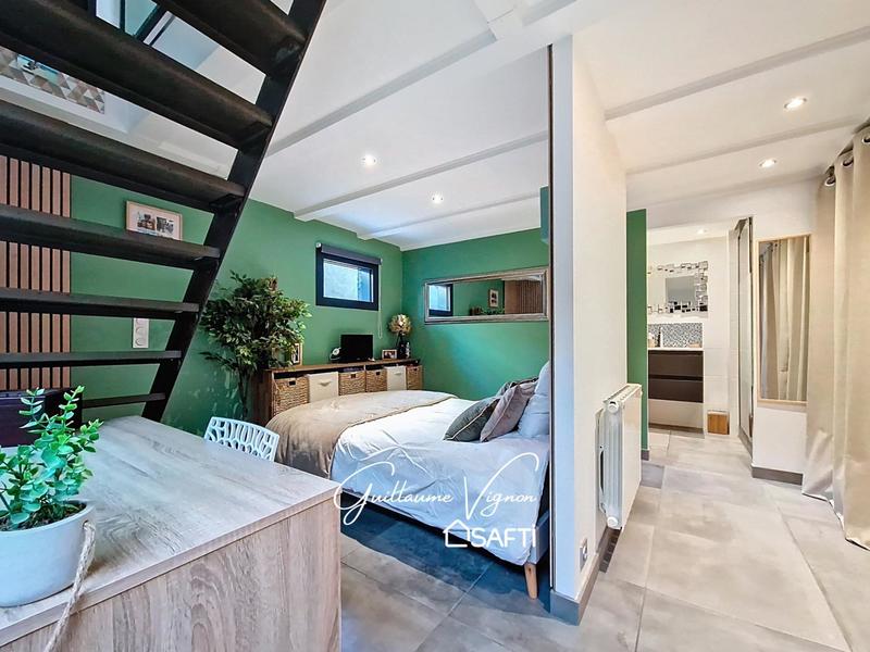 Maison - 88 m² - 4 pièces