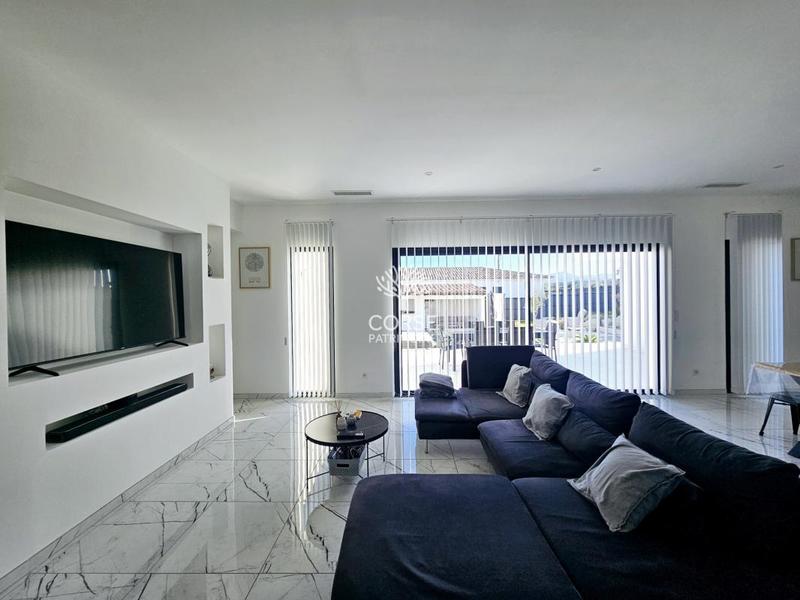 Villa - 136 m² - 5 pièces