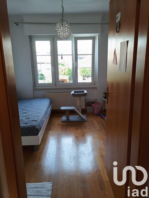 Maison - 230 m² - 12 pièces