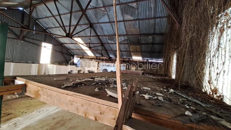 Maison - 212 m² - 3 pièces