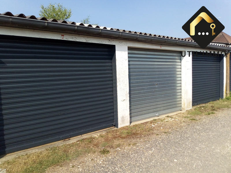 Parking / Garage - 14 m²