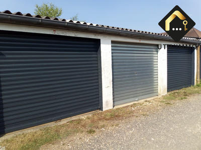 Parking / Garage - 14 m²