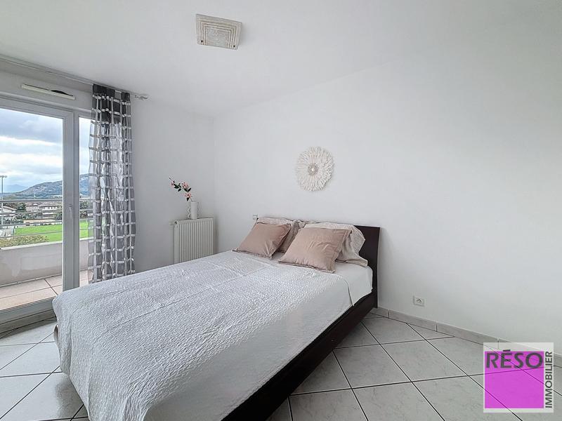 Appartement - 93 m² - 3 pièces