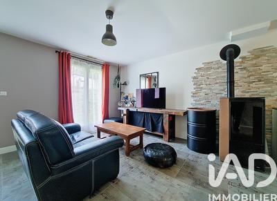 Maison - 74 m² - 5 pièces