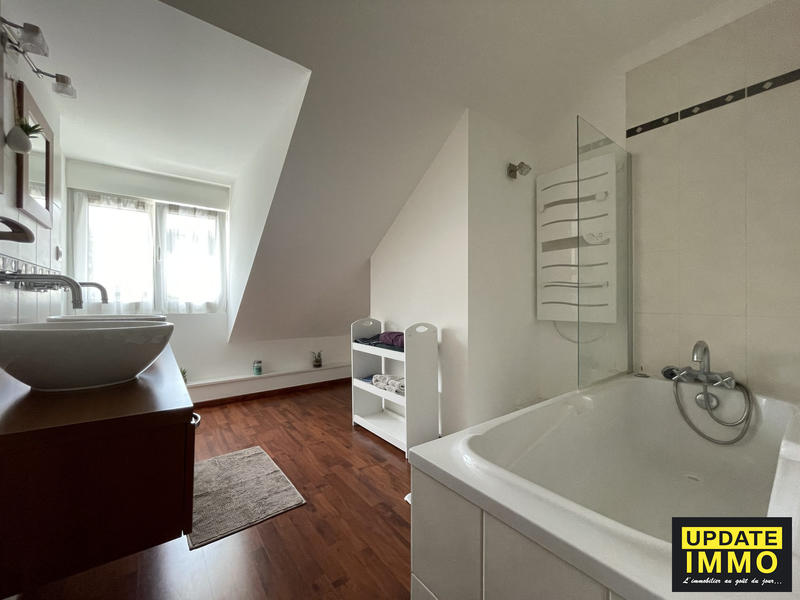 Maison - 150 m² - 5 pièces