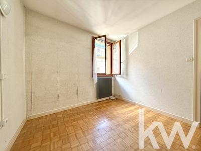 Maison de ville - 80 m² - 5 pièces