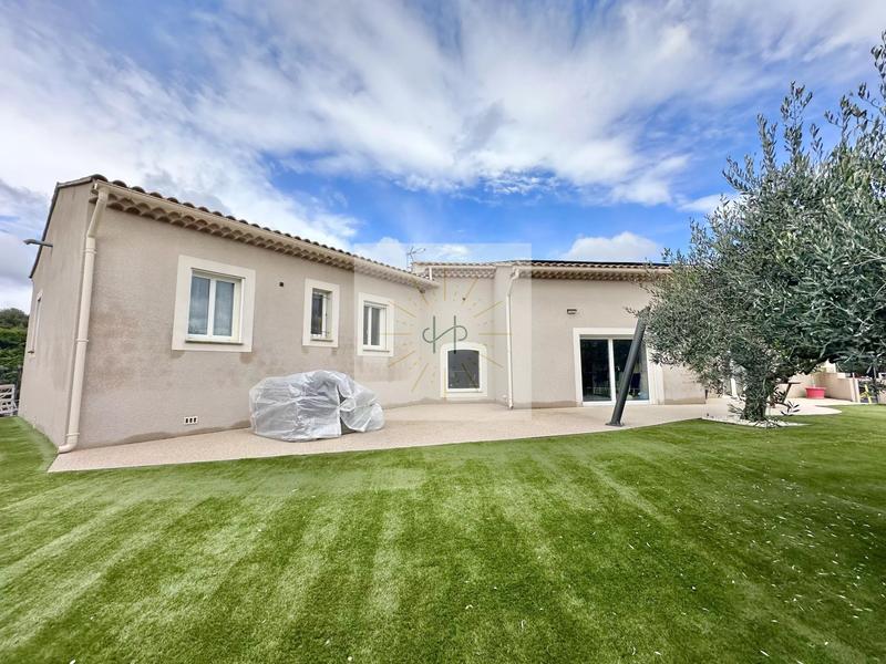 Maison - 168 m² - 4 pièces