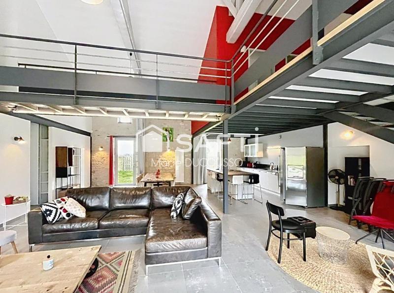 Maison - 371 m² - 9 pièces