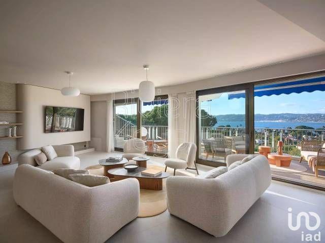 Appartement - 103 m² - 4 pièces